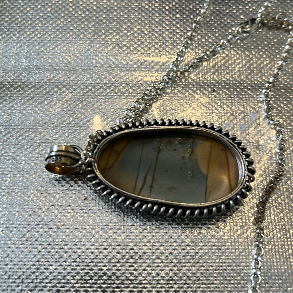 LabradorIte Natural Tan Gray-Blue .925 sterling silver Pendant Necklace - Picture 8 of 12